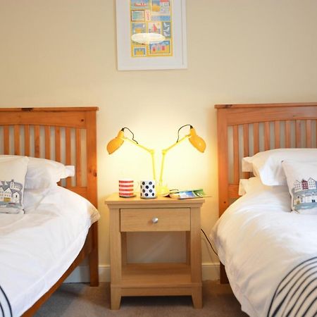 Gosfield Cottage, Aldeburgh Extérieur photo