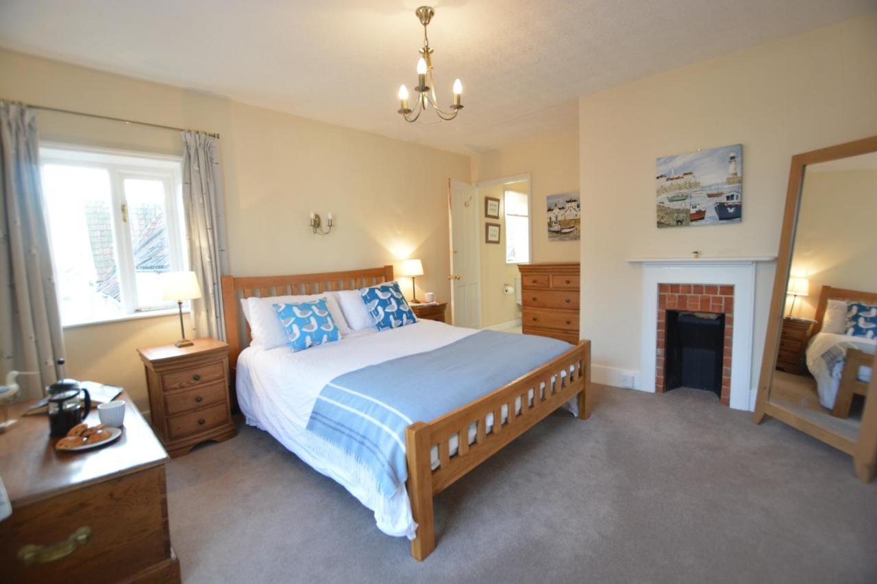 Gosfield Cottage, Aldeburgh Extérieur photo